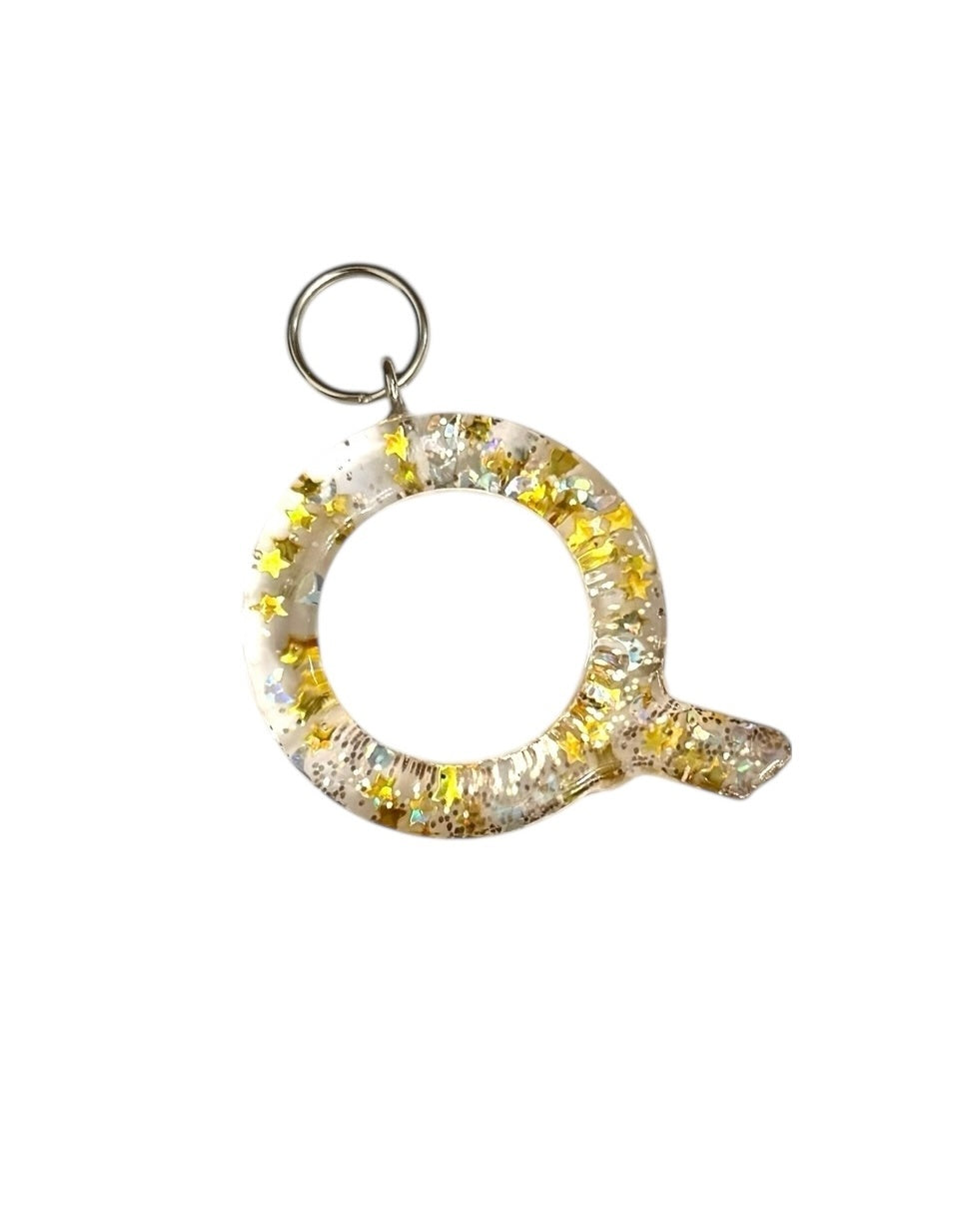 017 - Resin Letter "Q" Charms for Keychains