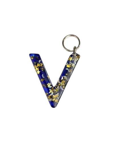 017 - Resin Letter "V" Charms for Keychains