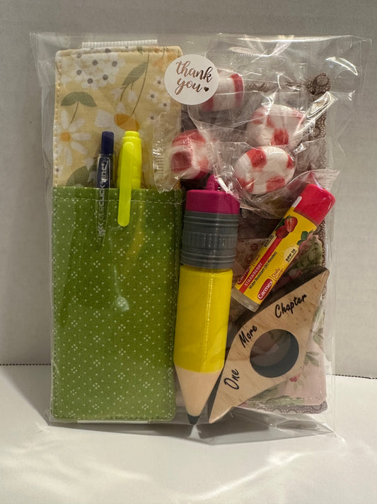 08 - Bookish Bundle Gift Set | Yellow Tulip