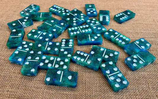 017 - Galaxy Splash Blue & Green Sparkle Domino Set