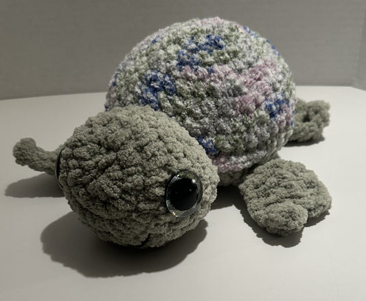 08 - Crochet Sea Turtle Plushie | Pink Eyes