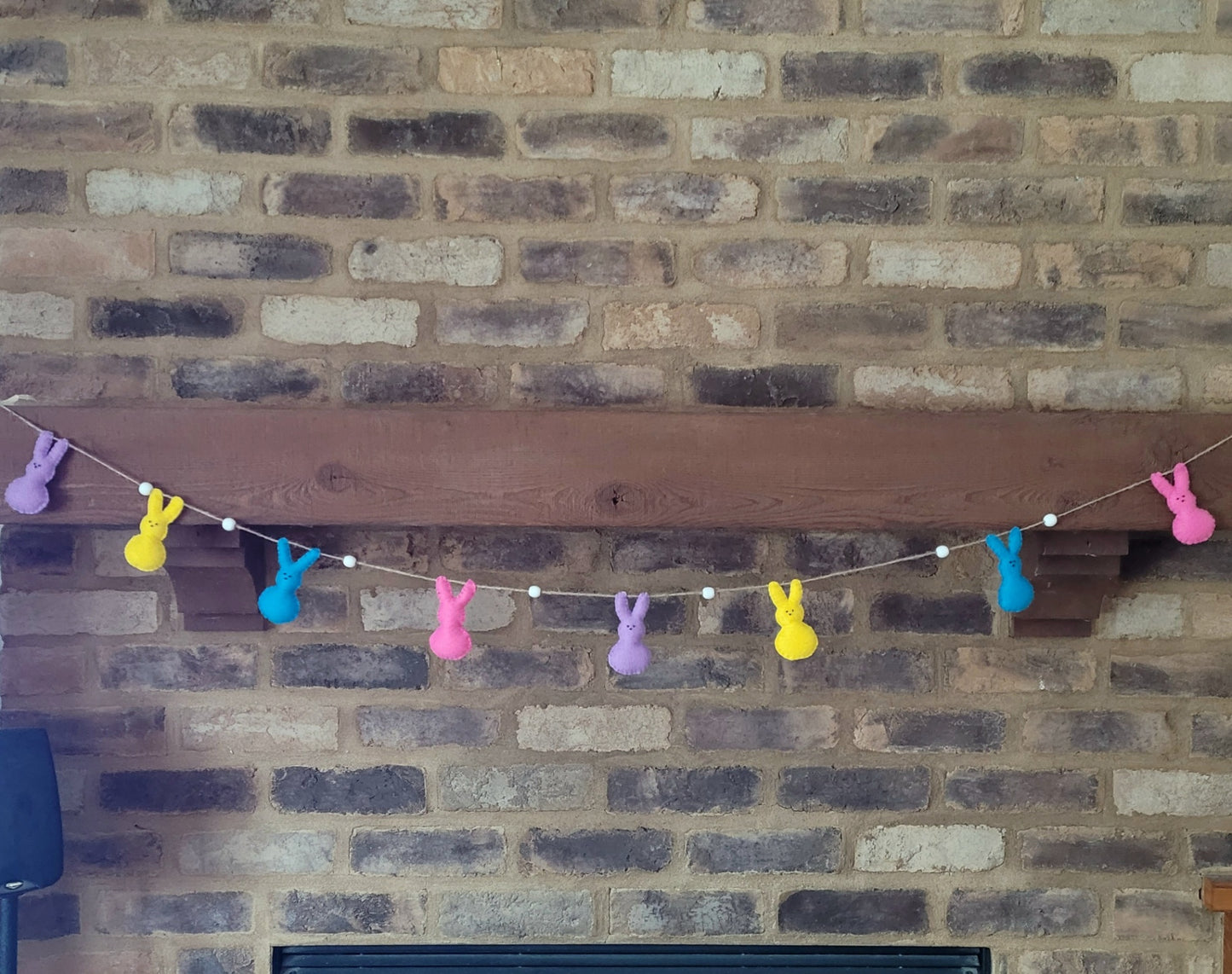 047 - Bunny Marshmallow Hand-Stitched Felt Garland, 60 inches