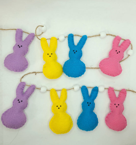 047 - Bunny Marshmallow Hand-Stitched Felt Garland, 60 inches