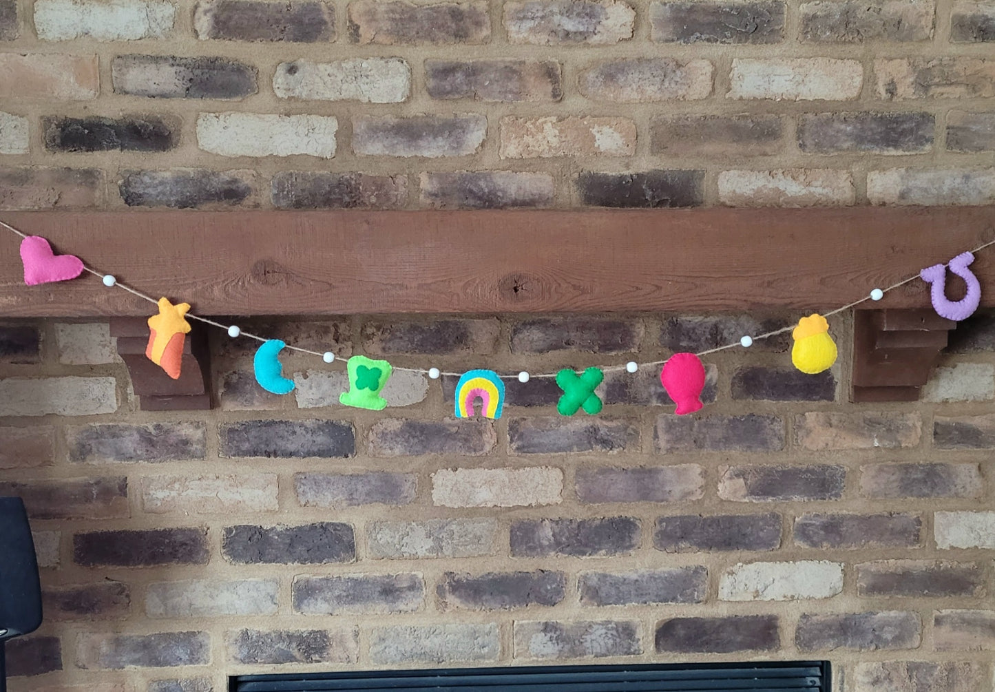 047 - St. Patrick's Day Marshmallow Hand-stitched Felt Garland, 60 inches