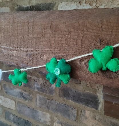 047 - LUCKY Shamrock Hand-stitched Felt Garland, 60 inches