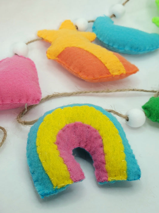 047 - St. Patrick's Day Marshmallow Hand-stitched Felt Garland, 60 inches