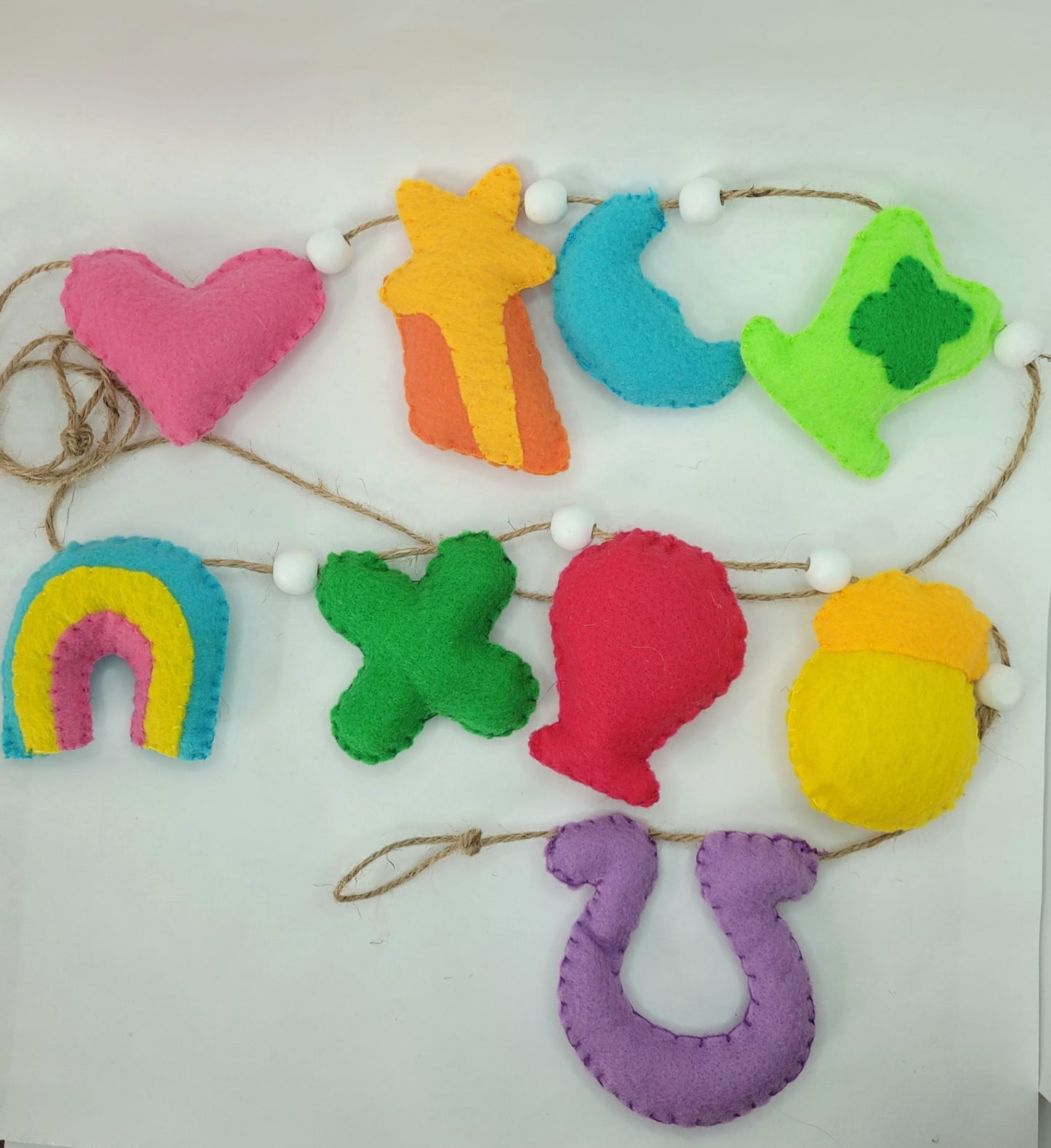 047 - St. Patrick's Day Marshmallow Hand-stitched Felt Garland, 60 inches