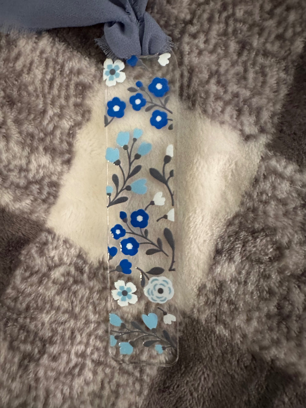 059 - Blue Flowers Acrylic Bookmark with Tassel