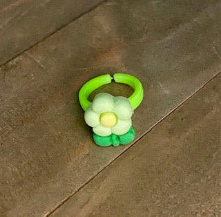 042 - Kids Green Flower Ring