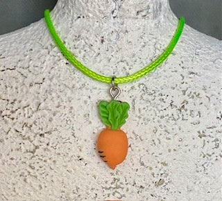042 - Kids Carrot Necklace