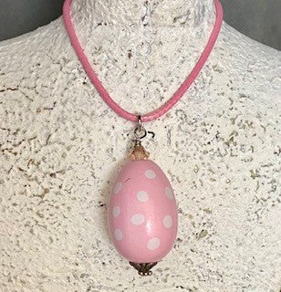 042 - Kids Pink Easter Egg Necklace