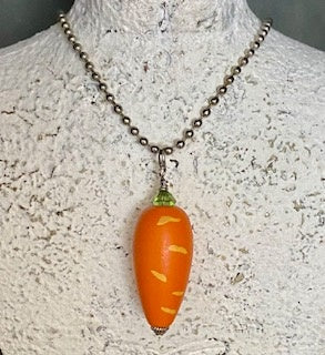 042 - Kids Carrot Necklace