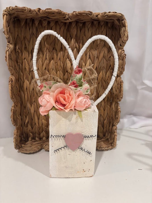 047 - Easter Bunny Blocks Shelf Sitters Decor