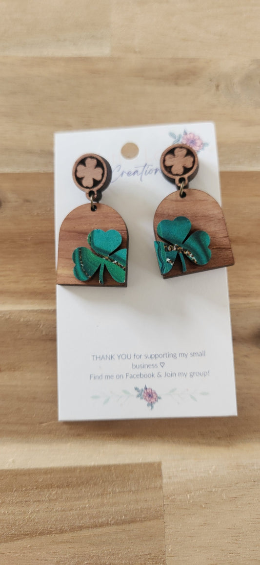 011 - Wooden Shamrock Drop Stud Dangle Earrings 
