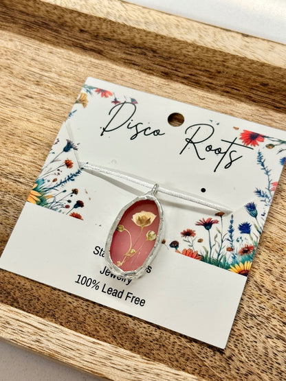 057 - Handmade Oval Pressed Flower Mauve Stained Glass Pendant