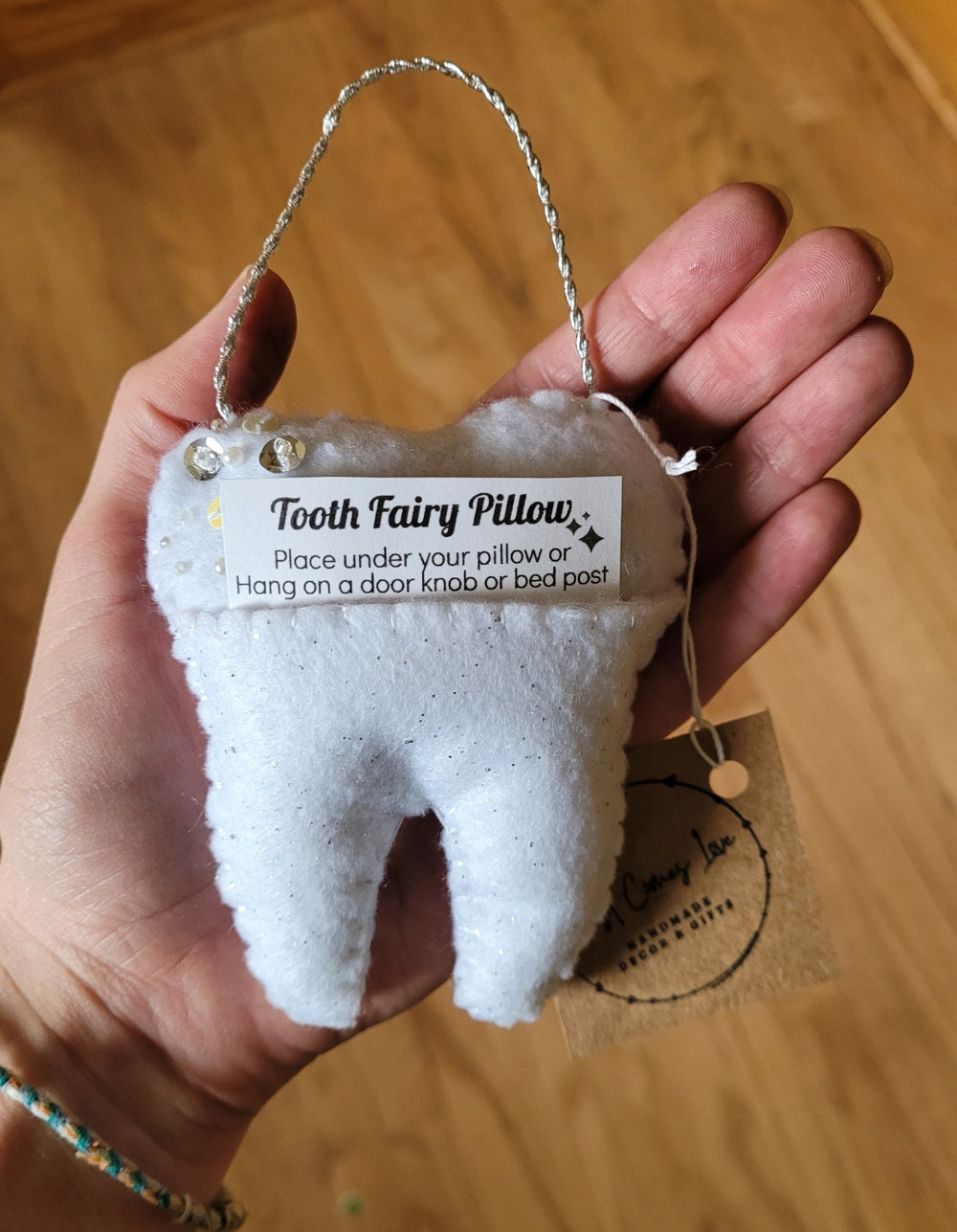 047 - Tooth Fairy Pillow, Felt Hand Stitched