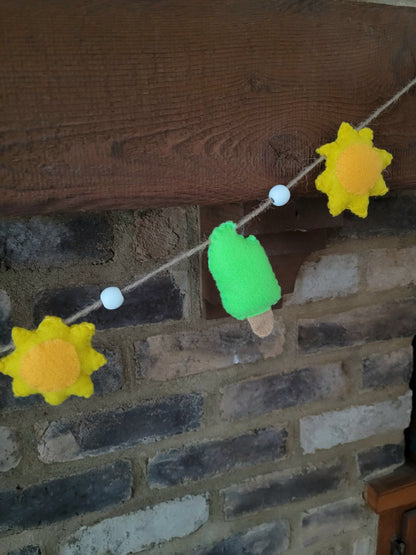 047 - Popsicle and Sun Felt Hand Stitched, Summer Garland 60" 