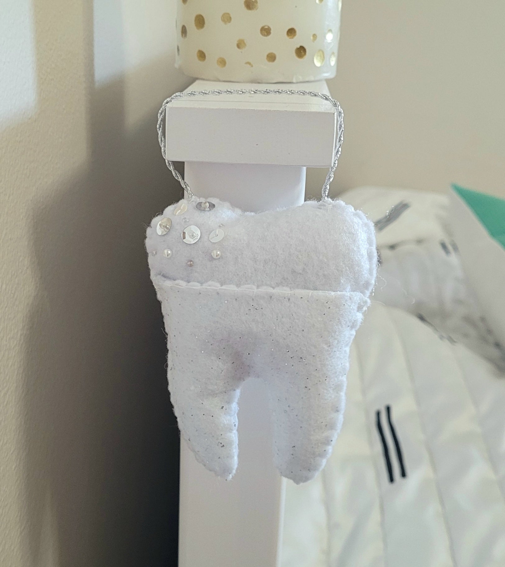 047 - Tooth Fairy Pillow, Felt Hand Stitched 