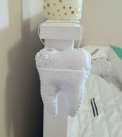 047 - Tooth Fairy Pillow, Felt Hand Stitched 