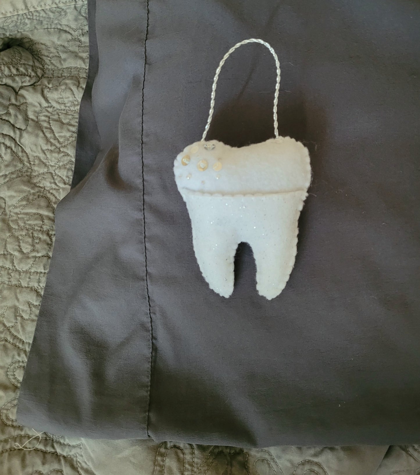 047 - Tooth Fairy Pillow, Felt Hand Stitched 