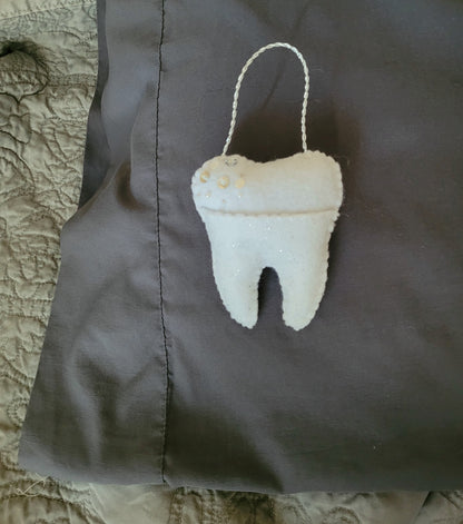047 - Tooth Fairy Pillow, Felt Hand Stitched 