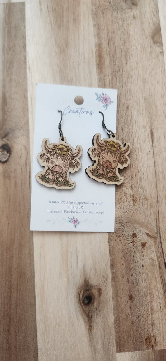 011 - Highland Cow Wooden Dangle Earrings