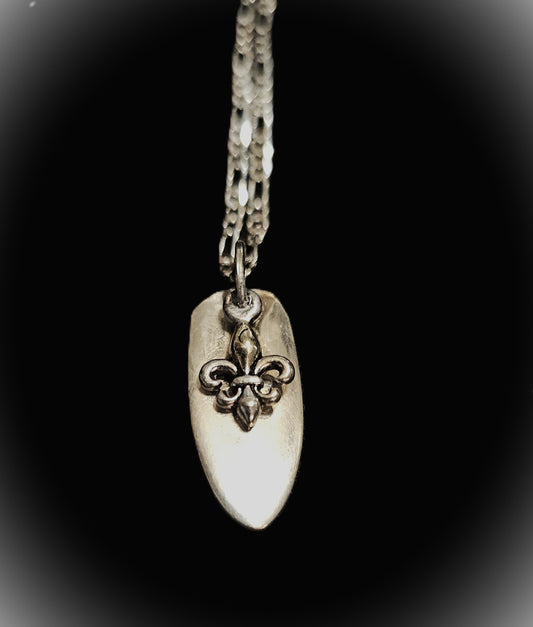 070 - Spoon Necklace with Fleur-de-lis Charm