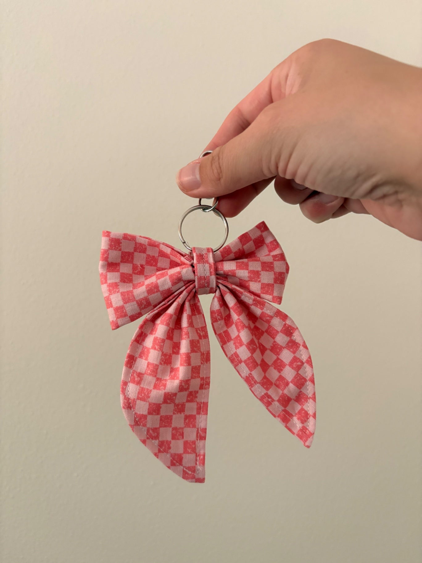 063 - Pink Checkers Bow Keychain