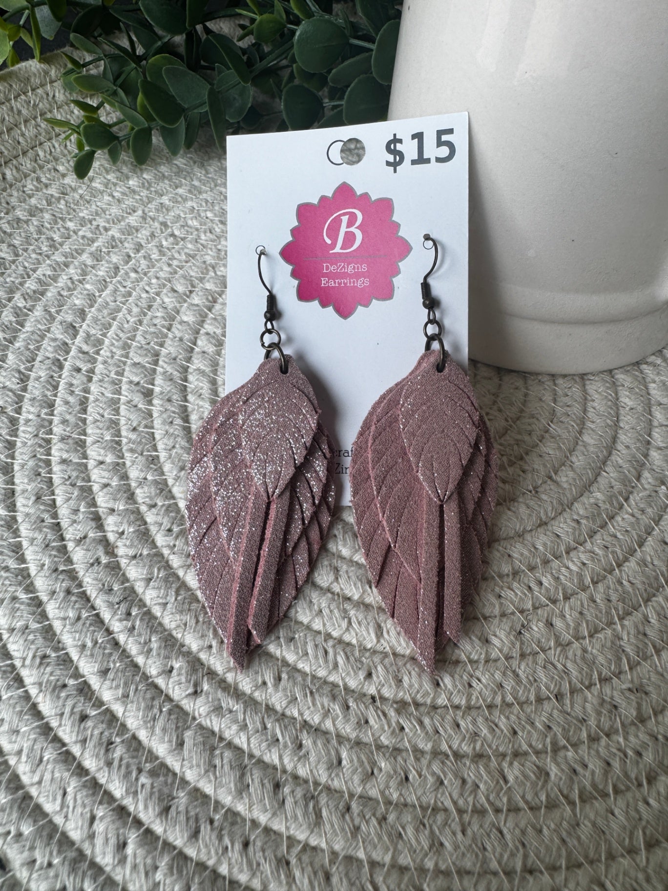 071 - Mauve Glitter Feathered Multi-Tier Earrings