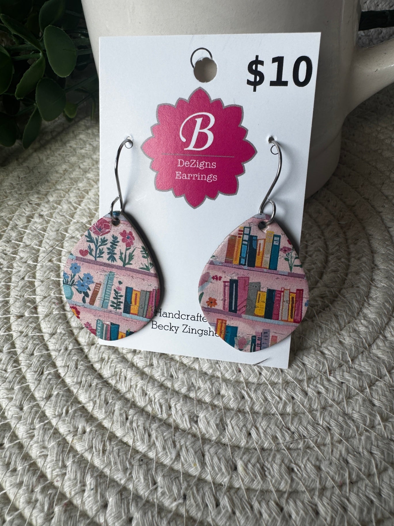 071 - Cozy Bookshelf & Floral Teardrop Cork Earrings
