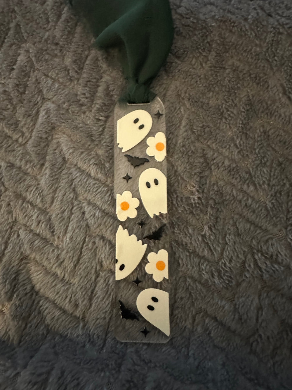 059 - Ghost Bookmark