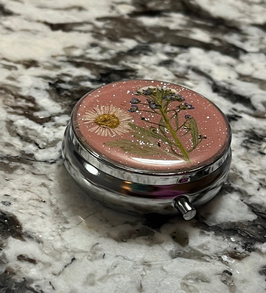 Pressed Flower On-the-Go Round Pill Case