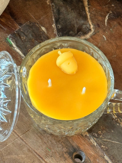076 - Fragrance-Free Beeswax Candle Golden Keepsake
