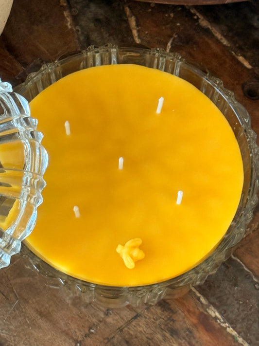 076 - Fragrance-Free Beeswax Candle Golden Estate