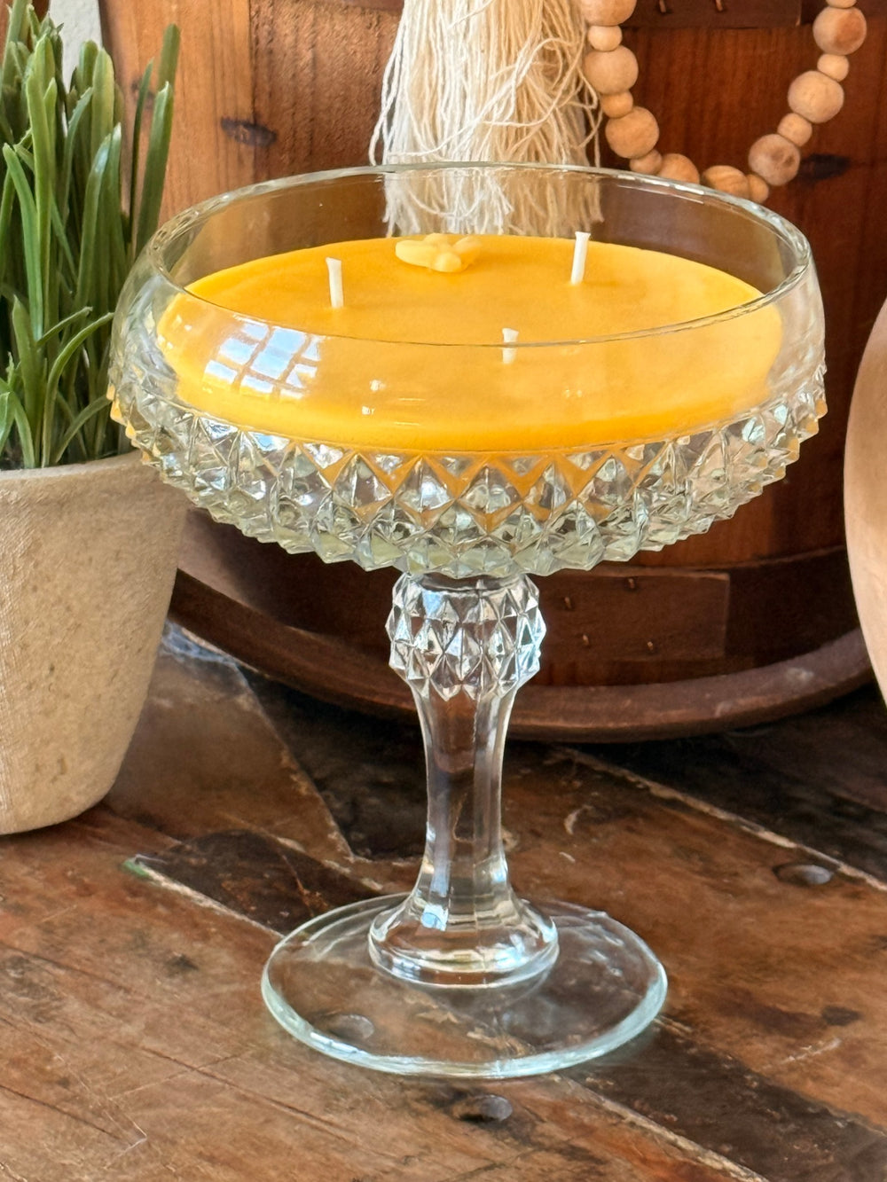 076 - Fragrance-Free Beeswax Candle Golden Chalice
