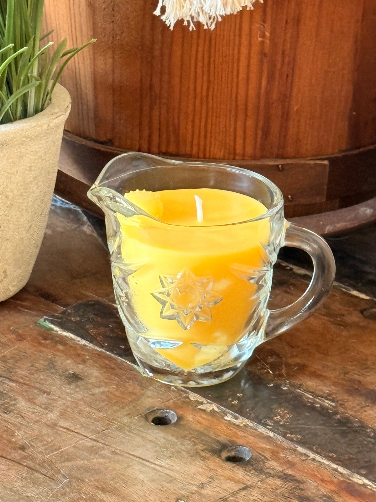 076 - Fragrance-Free Beeswax Candle Honey Pour