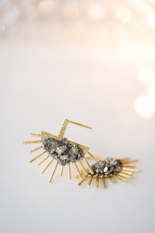 072 - Celestial Sunburst Pyrite Earrings - Raw Crystal Sun Studs - Modern Gold Jewelry