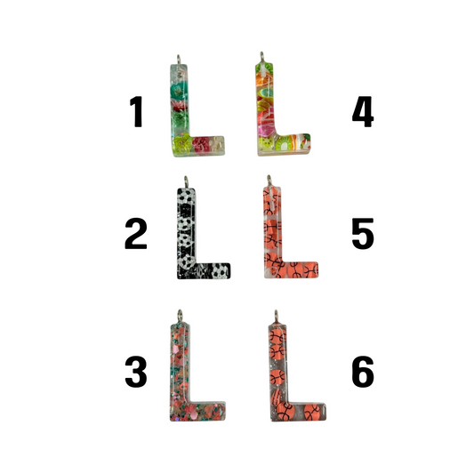 017 - Resin Letter "L" Charms for Keychains