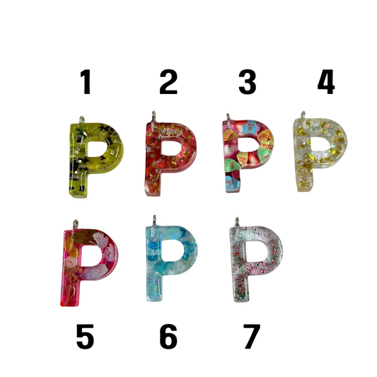 017 - Resin Letter "P" Charms for Keychains