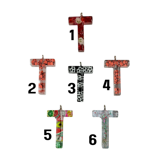 017 - Resin Letter "T" Charms for Keychains