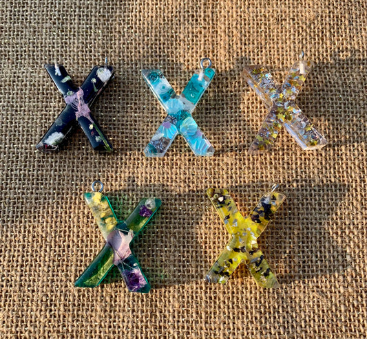 017 - Resin Letter "X" Charms for Keychains