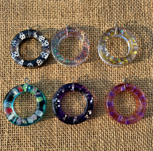 017 - Resin Letter "O" Charms for Keychains