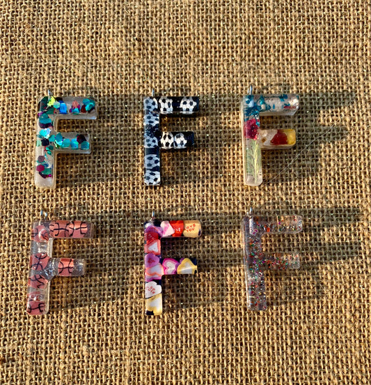 017 - Resin Letter "F" Charms for Keychains