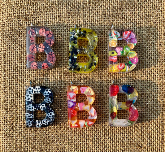 017 - Resin Letter "B" Charms for Keychains