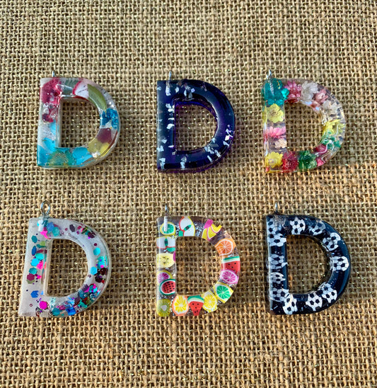 017 - Resin Letter "D" Charms for Keychains