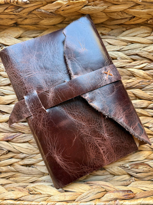 Brown Gloss Leather Traveler’s Journal