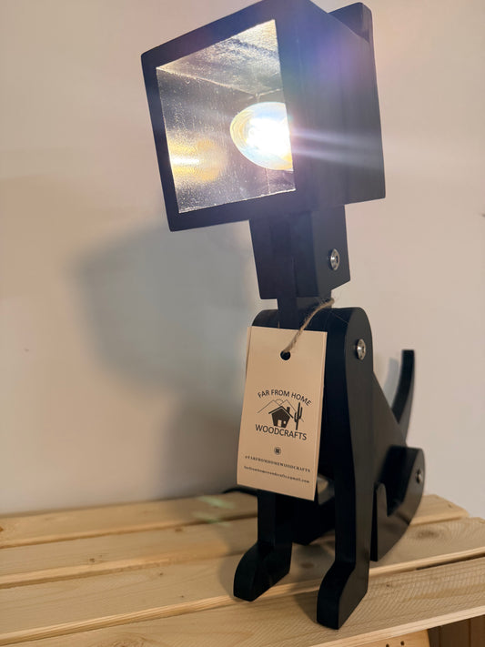 09 - Wood Lamp