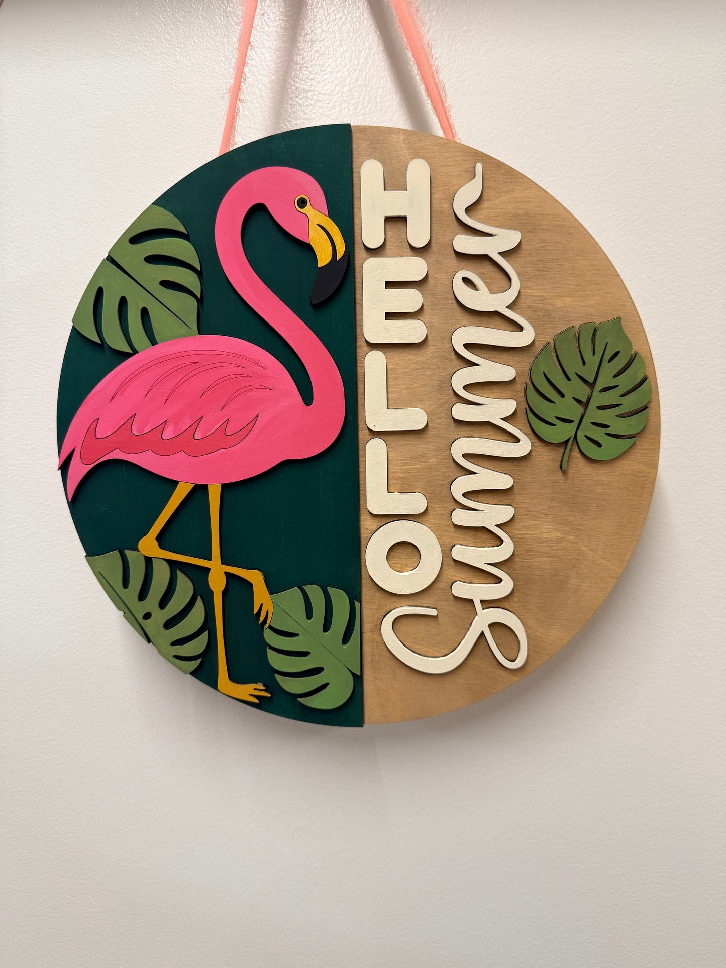 Hello Summer Flamingo Round Sign | Creative Table Project