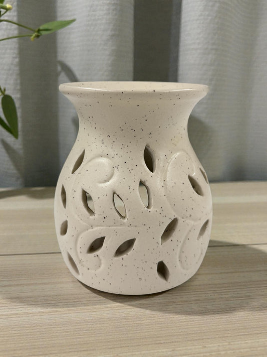 Cream Ceramic Oil & Wax Warmer | Maxilyn House