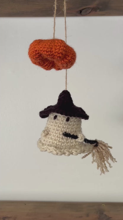 Ghost Pal Hanger | Crochet Halloween Home Decor | Maxilyn House